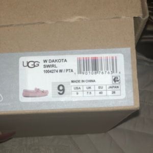 Brand new UGG slippers/booties